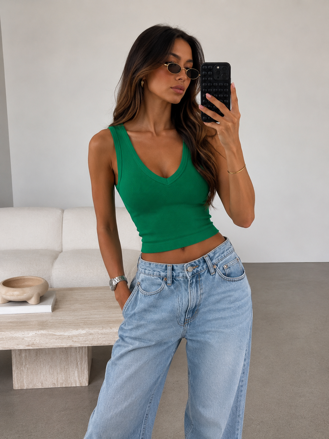 Essential V Tank