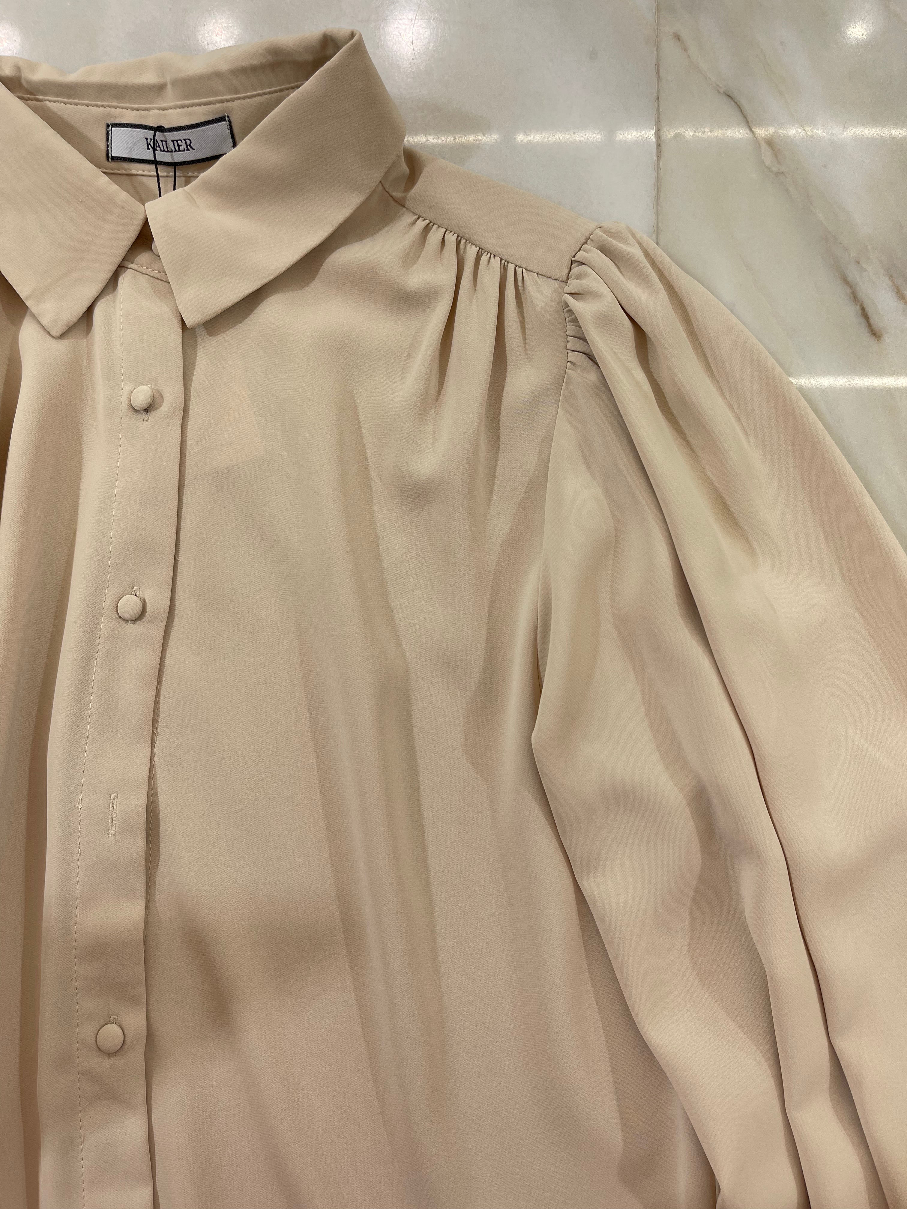B9093 TOP